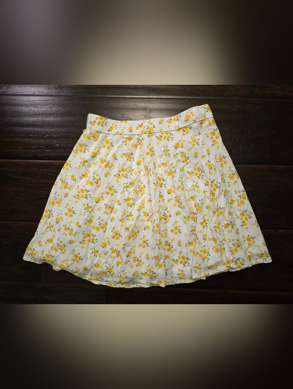 Hollister Women's Yellow Floral Print A-line High Rise Mini Skirt Small